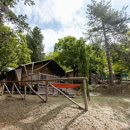 Glamping *